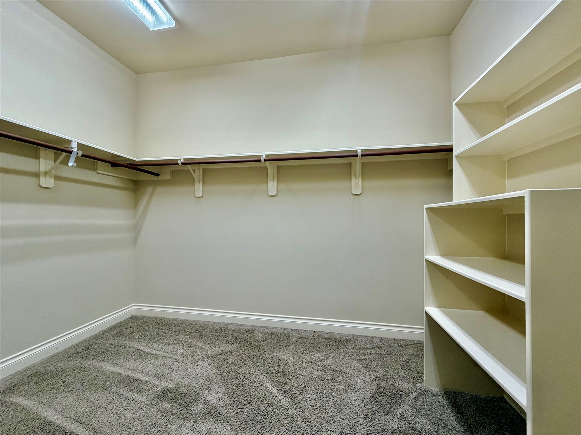 4103 Pebble Heights Lane, Sugar Land, TX 77479 4103 Pebble Heights Lane, Sugar Land, TX 77479