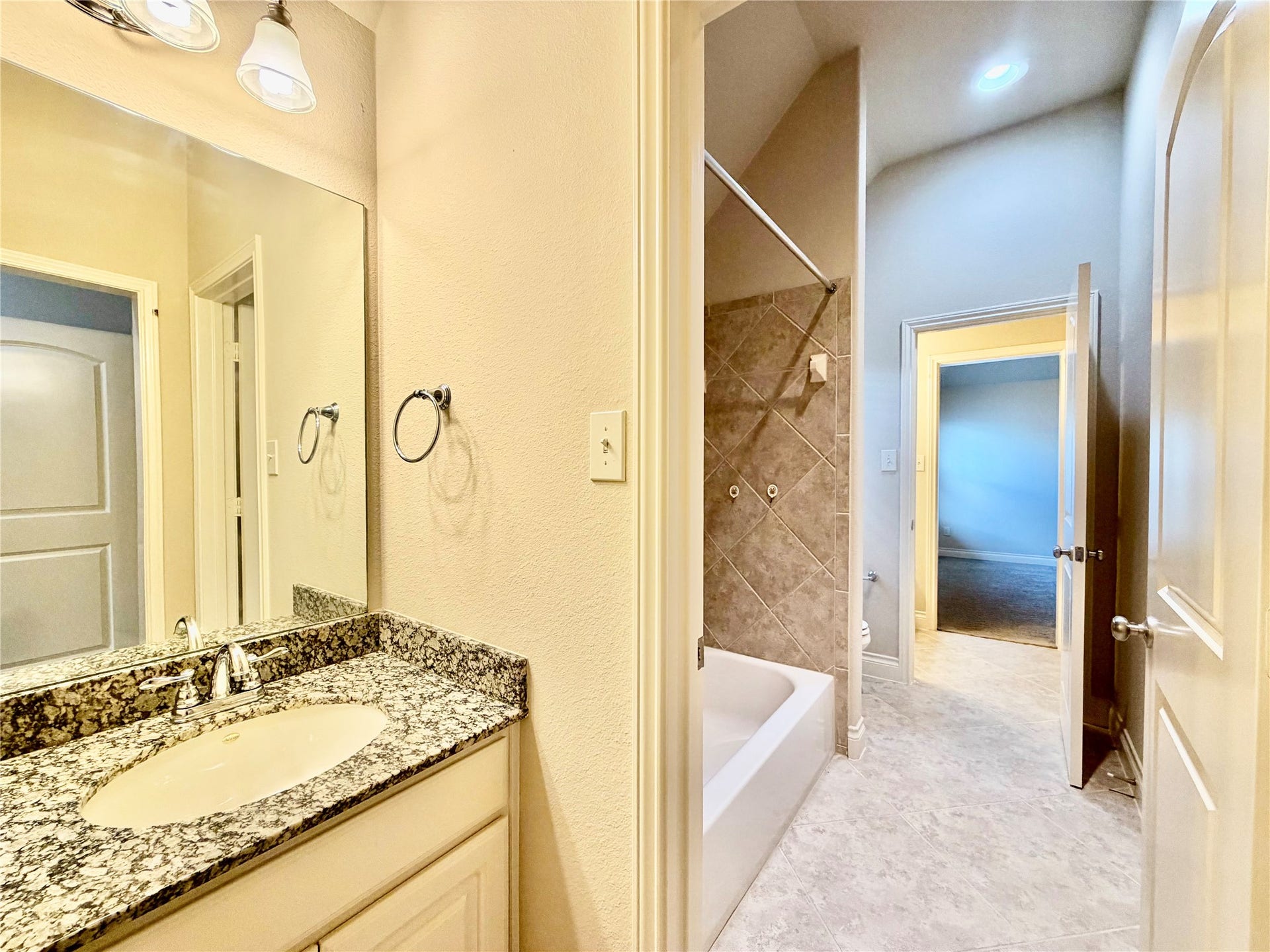 4103 Pebble Heights Lane, Sugar Land, TX 77479 4103 Pebble Heights Lane, Sugar Land, TX 77479