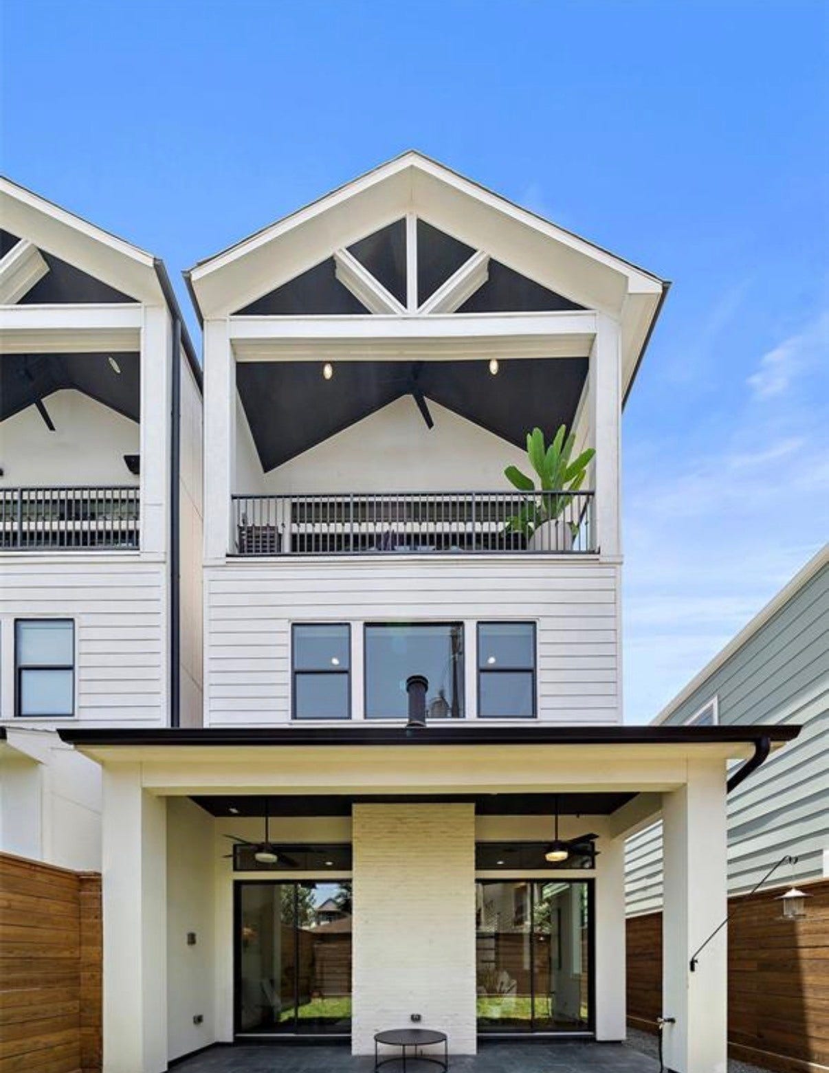 404 W Pierce Street, Houston, TX 77019 404 W Pierce Street, Houston, TX 77019