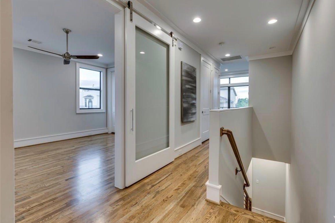 404 W Pierce Street, Houston, TX 77019 404 W Pierce Street, Houston, TX 77019