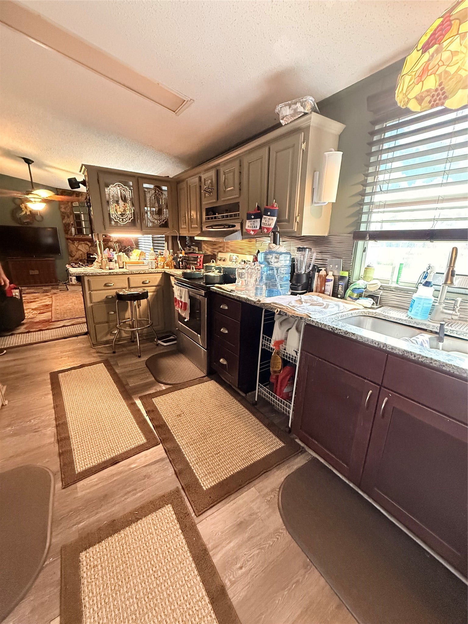 1500 S Durant Street, Alvin, TX 77511 1500 S Durant Street, Alvin, TX 77511