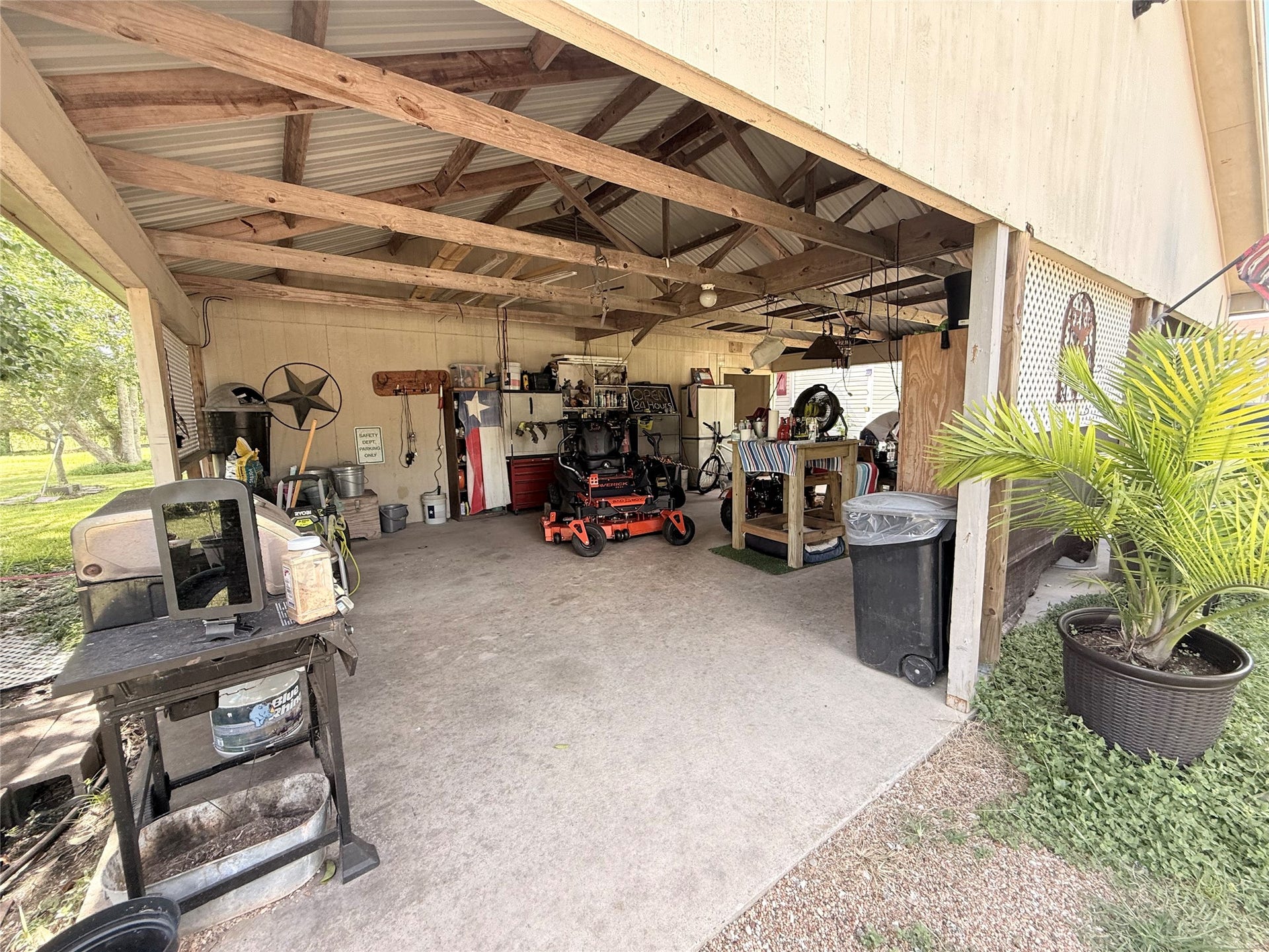 1500 S Durant Street, Alvin, TX 77511 1500 S Durant Street, Alvin, TX 77511