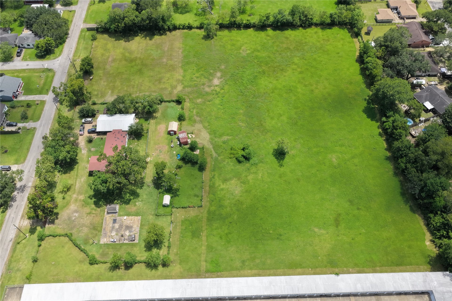 1500 S Durant Street, Alvin, TX 77511 1500 S Durant Street, Alvin, TX 77511