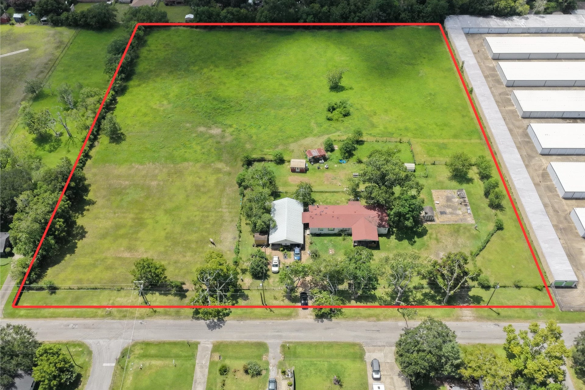 1500 S Durant Street, Alvin, TX 77511 1500 S Durant Street, Alvin, TX 77511