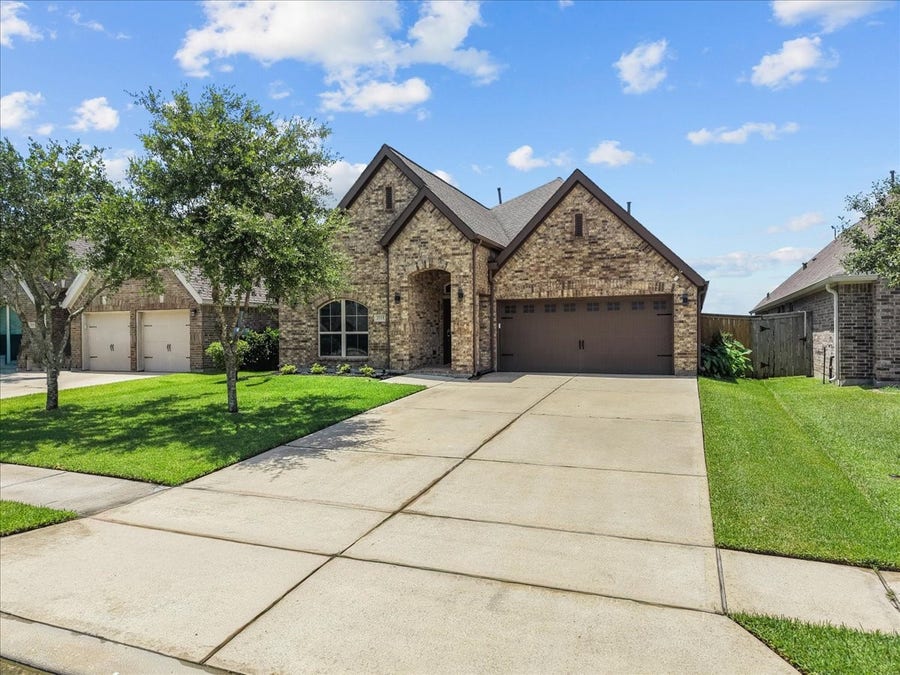 Property photo for 2715 Bethel Springs Lane, League City, TX