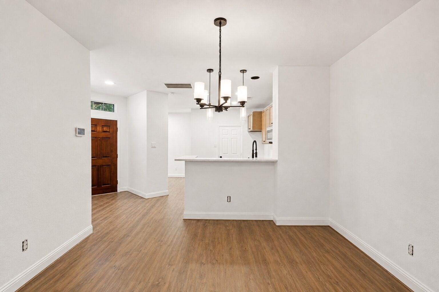 47 Alderon Woods Place, Spring, TX 77382 Spacious dining area with an open view into the kitchen and breakfast bar.