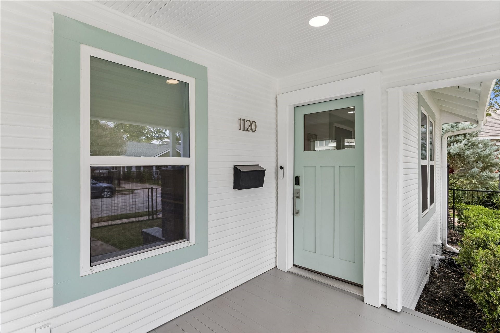 1120 Highland Street, Houston, TX 77009 1120 Highland Street, Houston, TX 77009