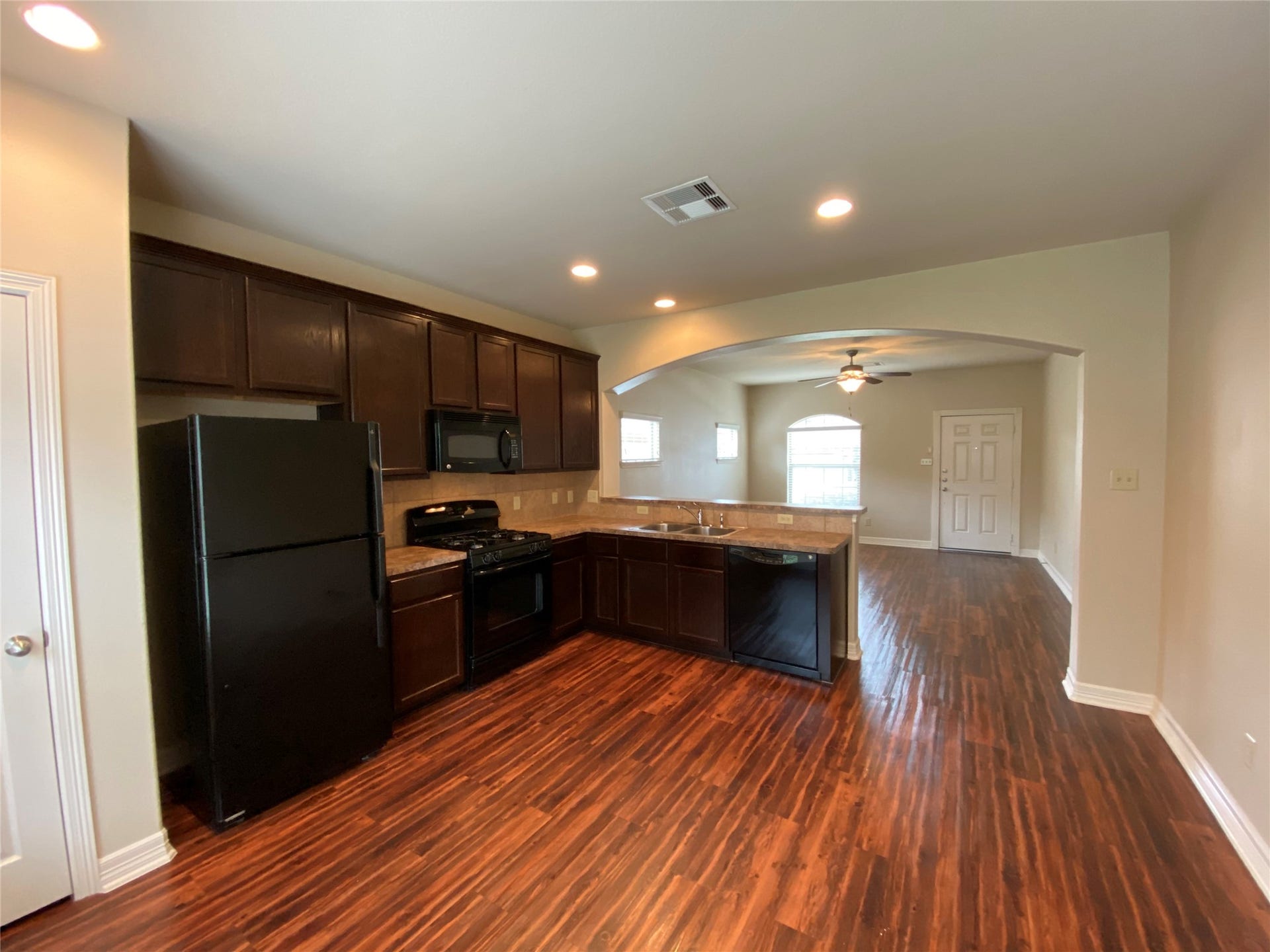 317 Woodland HIlls Drive, #B, Conroe, TX 77303 317 Woodland HIlls Drive, #B, Conroe, TX 77303