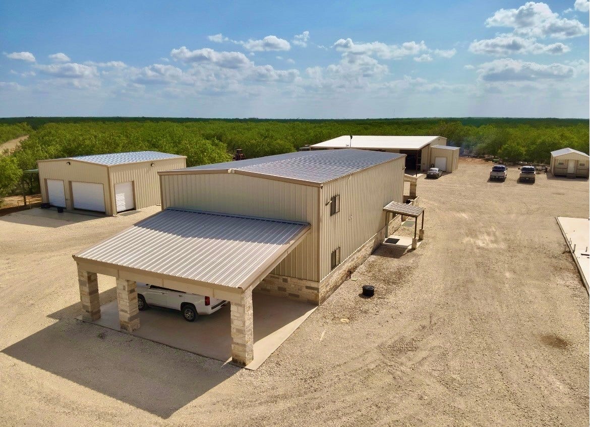 1049 County Road 4899, Dilley, TX 78014 1049 County Road 4899, Dilley, TX 78014