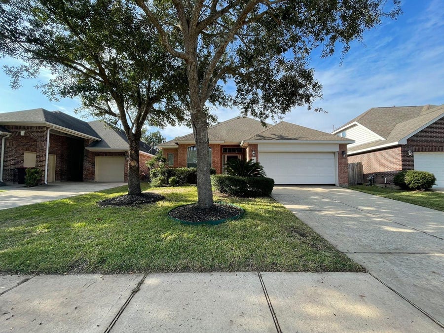 Property photo for 26018 Trailcliff Court, Katy, TX
