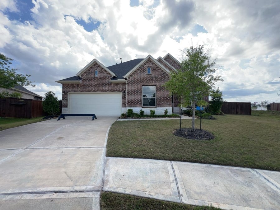 Property photo for 5602 Caracara Street, Manvel, TX