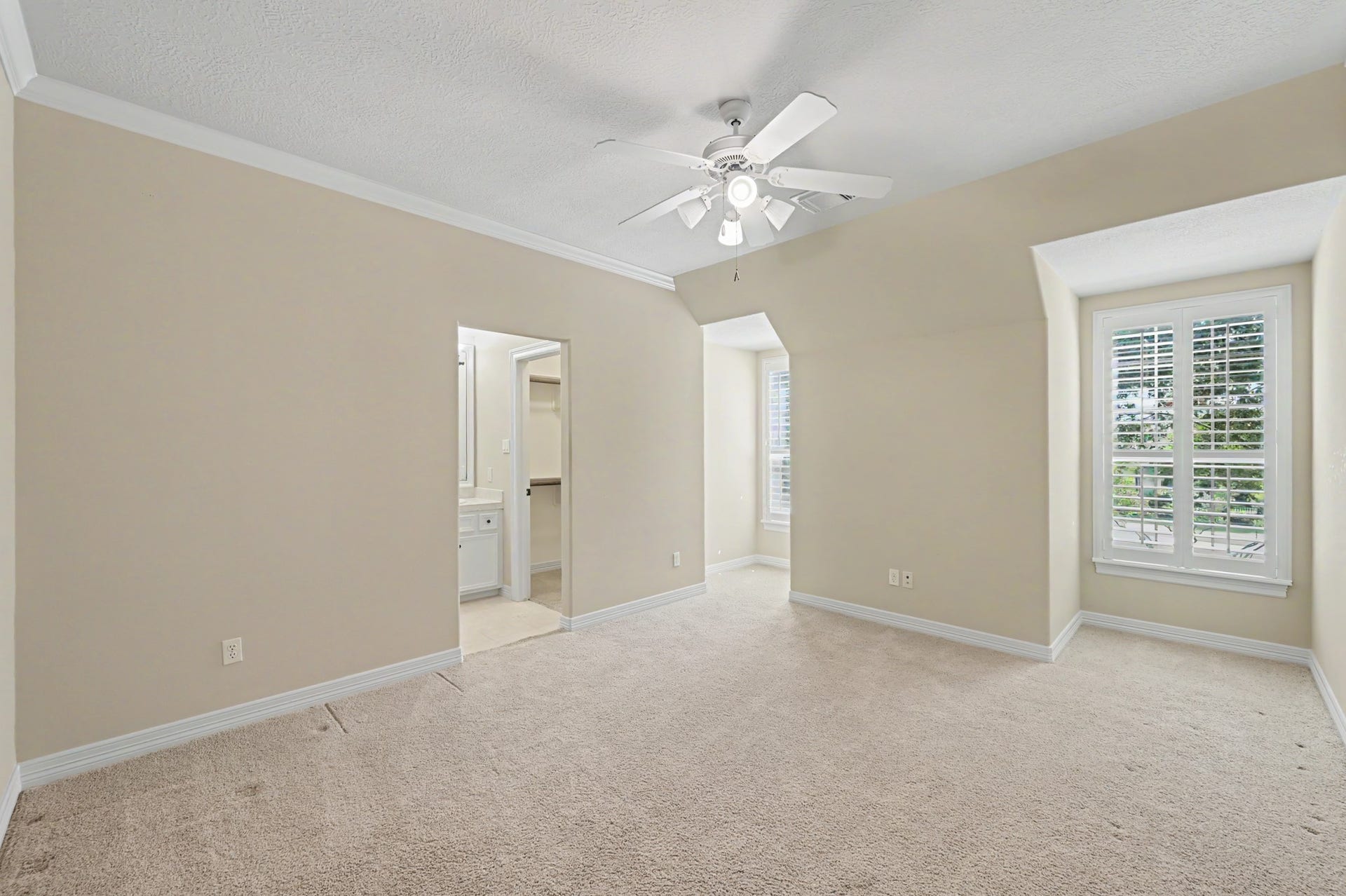 8111 Machaelas Way, Humble, TX 77396 8111 Machaelas Way, Humble, TX 77396