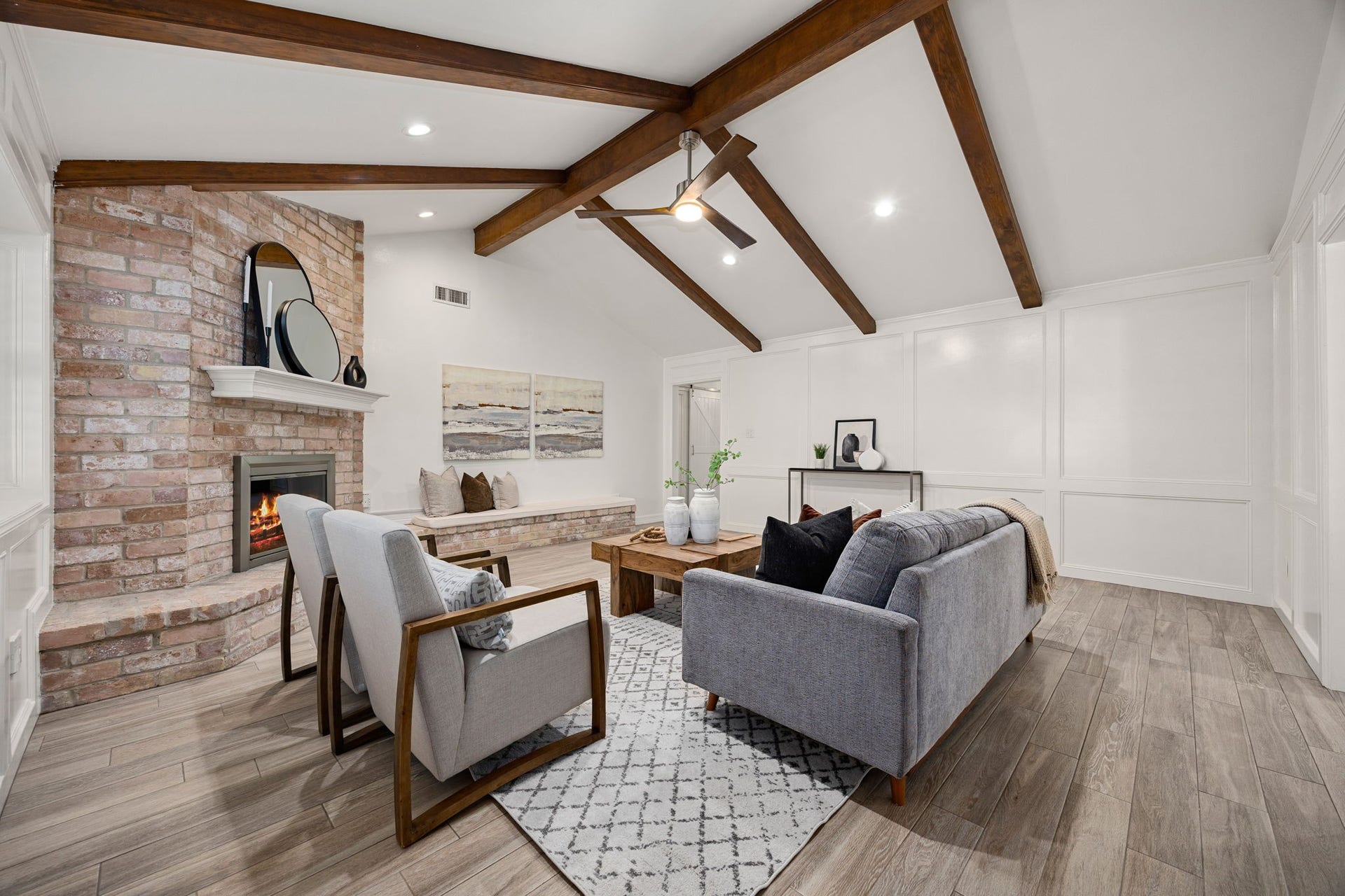 10106 Inwood Drive, Houston, TX 77042 10106 Inwood Drive, Houston, TX 77042