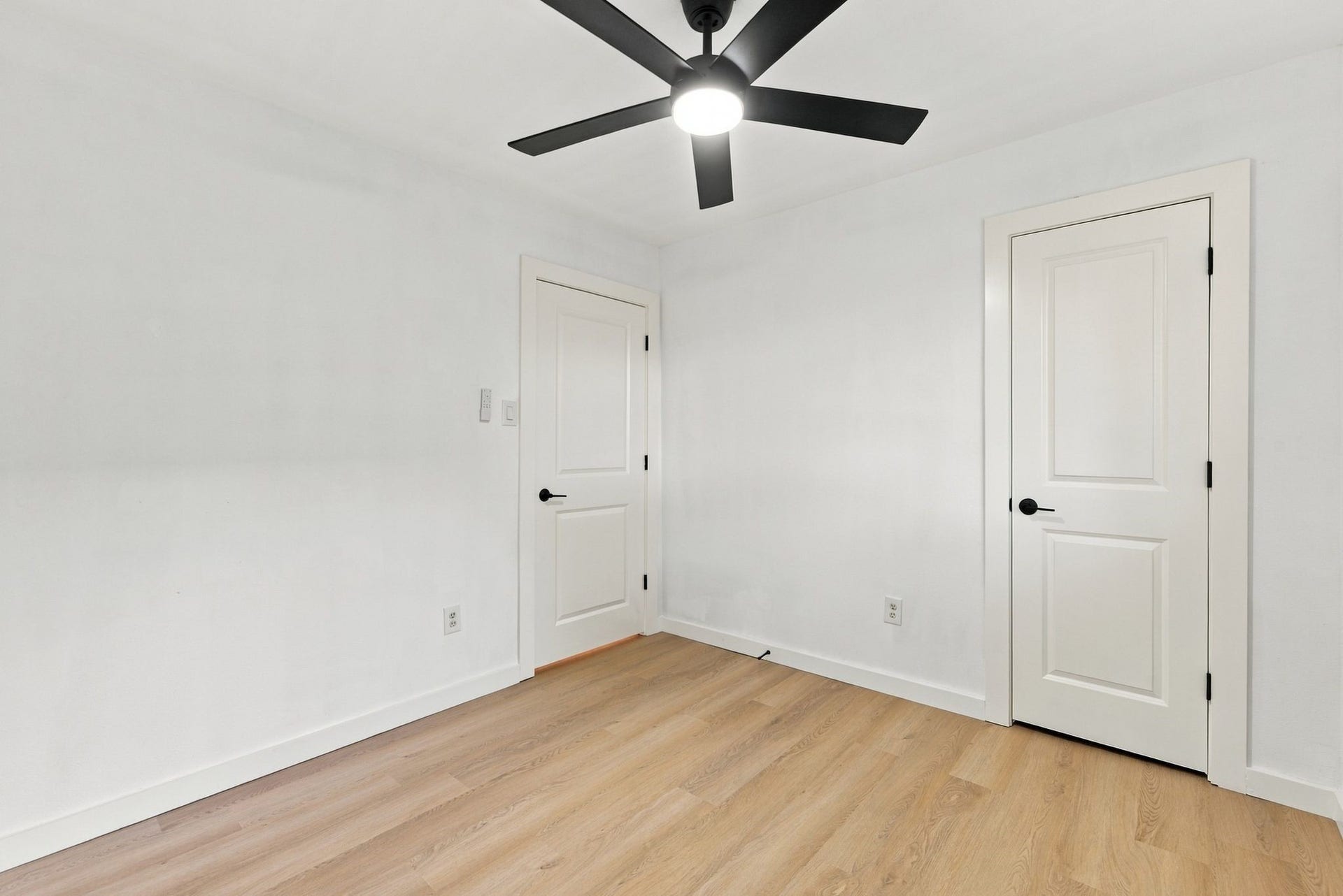4143 Hill Oak Drive, Houston, TX 77092 4143 Hill Oak Drive, Houston, TX 77092