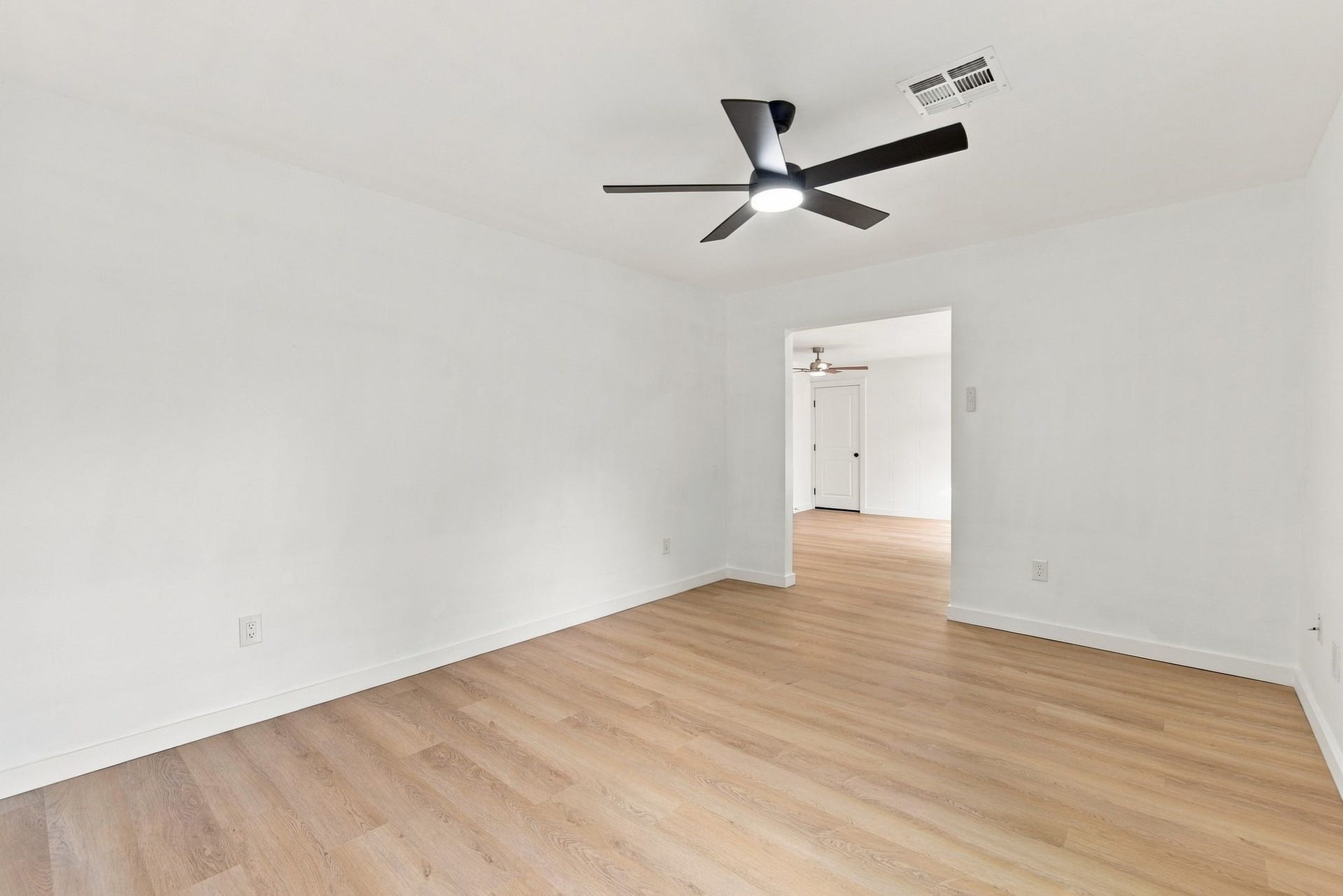 4143 Hill Oak Drive, Houston, TX 77092 4143 Hill Oak Drive, Houston, TX 77092