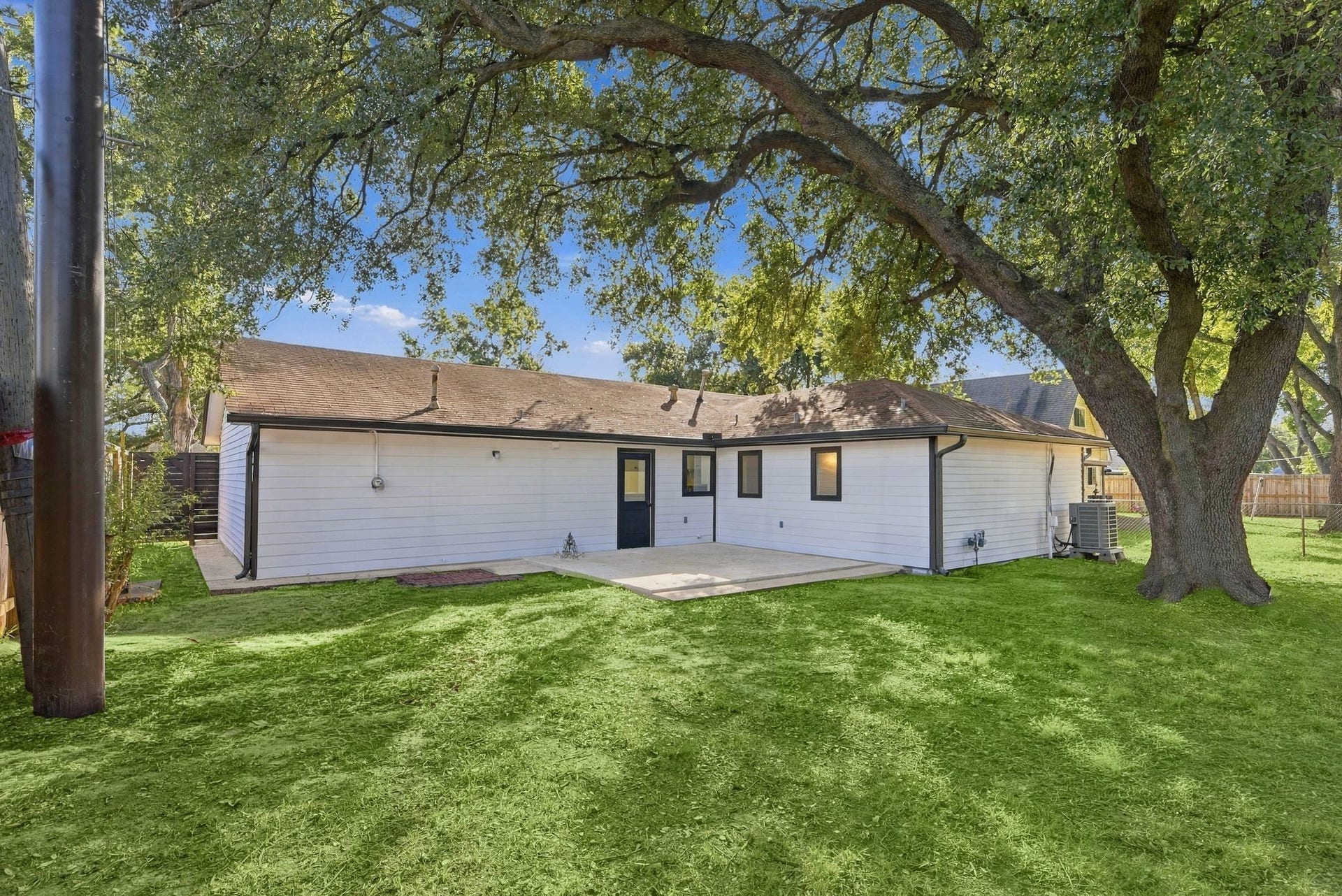 4143 Hill Oak Drive, Houston, TX 77092 4143 Hill Oak Drive, Houston, TX 77092