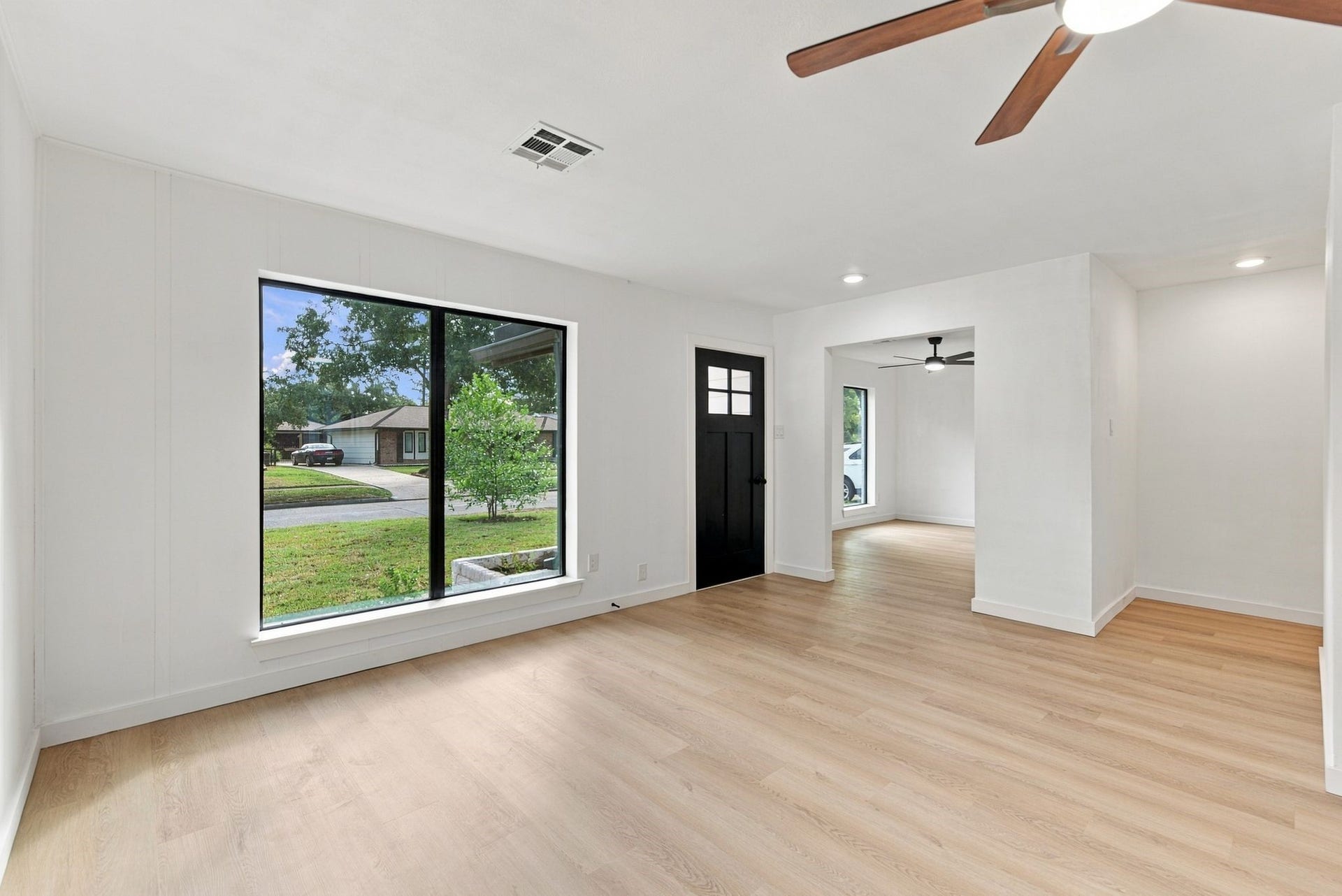 4143 Hill Oak Drive, Houston, TX 77092 4143 Hill Oak Drive, Houston, TX 77092