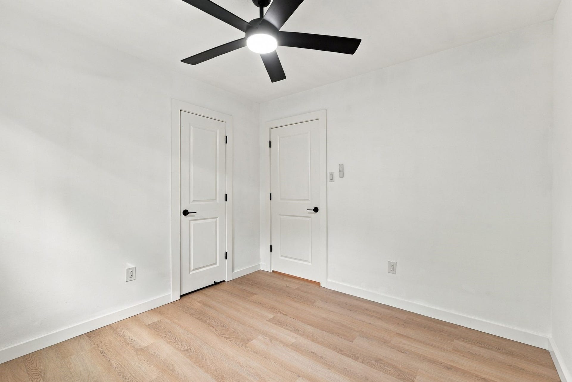 4143 Hill Oak Drive, Houston, TX 77092 4143 Hill Oak Drive, Houston, TX 77092