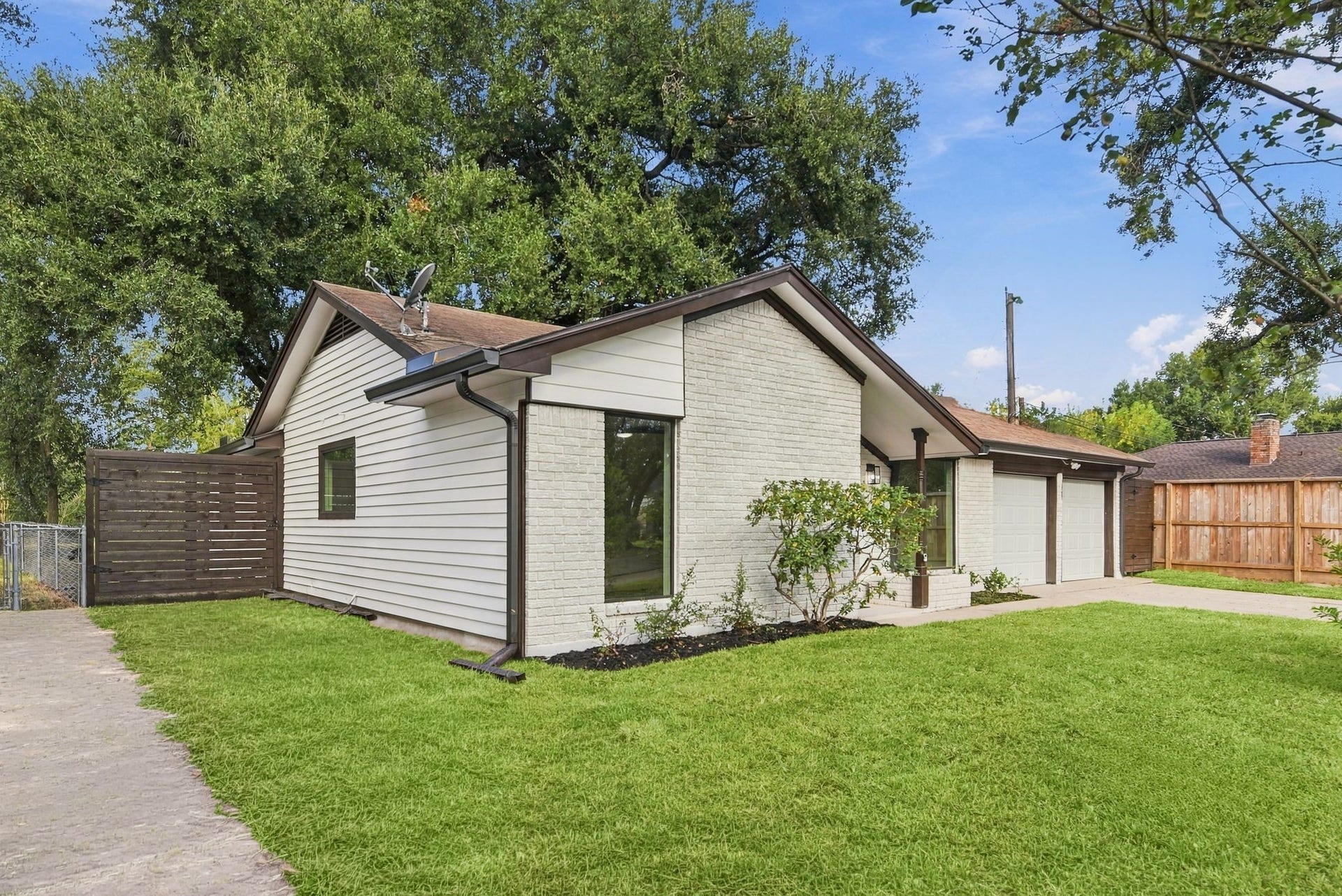 4143 Hill Oak Drive, Houston, TX 77092 4143 Hill Oak Drive, Houston, TX 77092