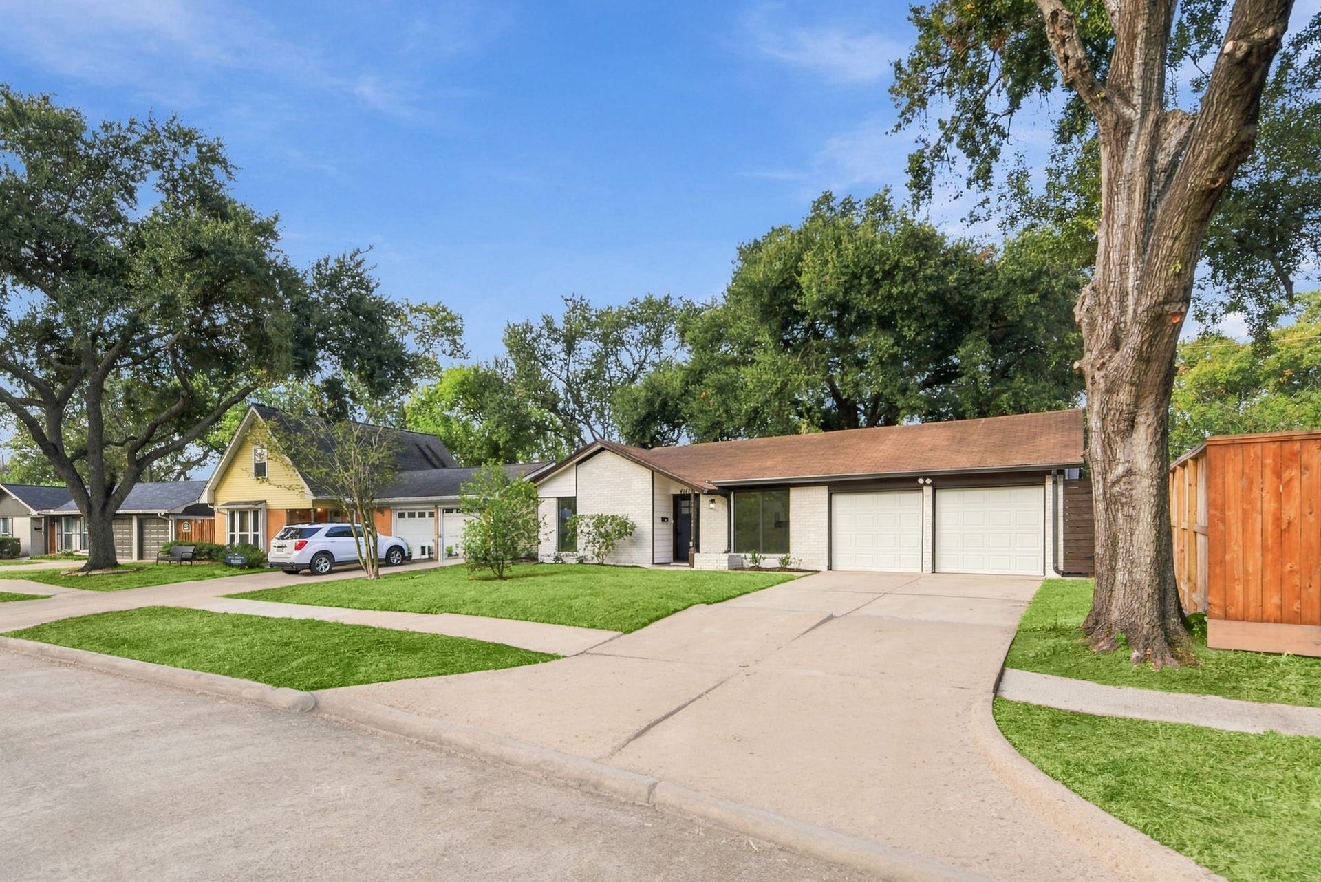 4143 Hill Oak Drive, Houston, TX 77092 4143 Hill Oak Drive, Houston, TX 77092