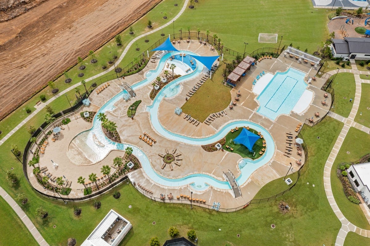 1702 Darwin Cedar Drive, Rosharon, TX 77583 Neighbors become friends at the amenities village! Enjoy a ride down the heated lazy river, or a dip in the sparkling pool!