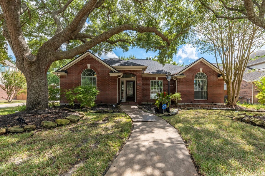 Property photo for 15210 Vista Heights Drive, Cypress, TX