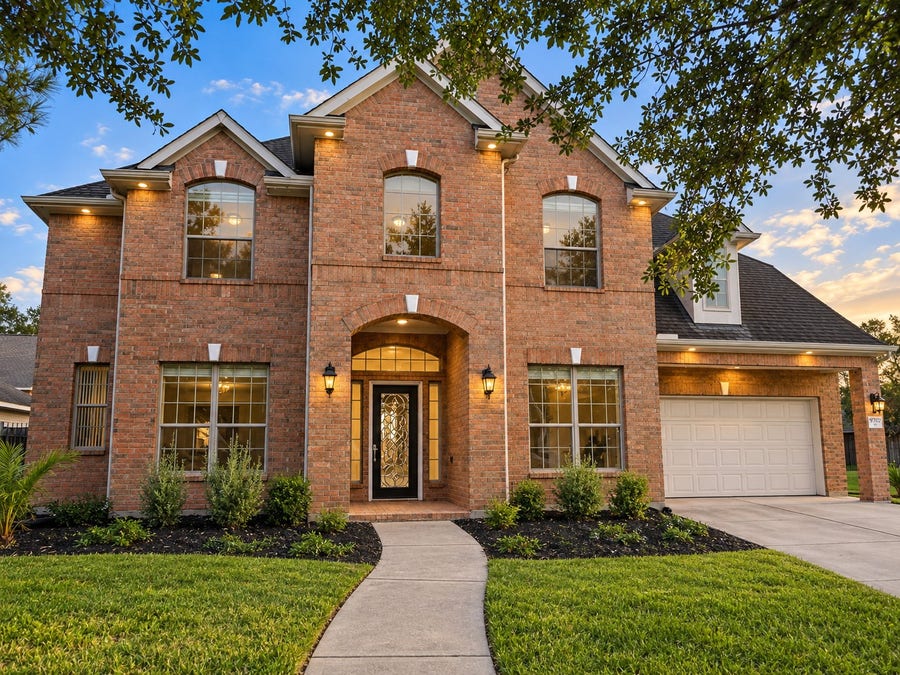 Property photo for 9702 Alyssa Court, Humble, TX