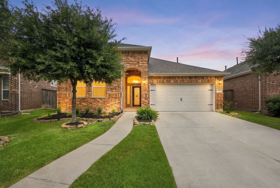 Property photo for 6722 Greenwood Valley Place, Katy, TX
