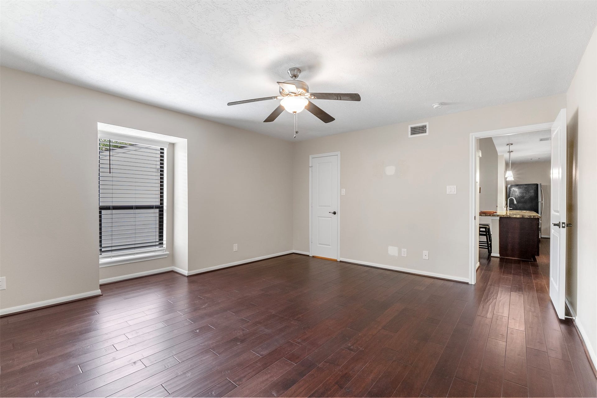 1100 Augusta Drive, #88, Houston, TX 77057 1100 Augusta Drive, #88, Houston, TX 77057