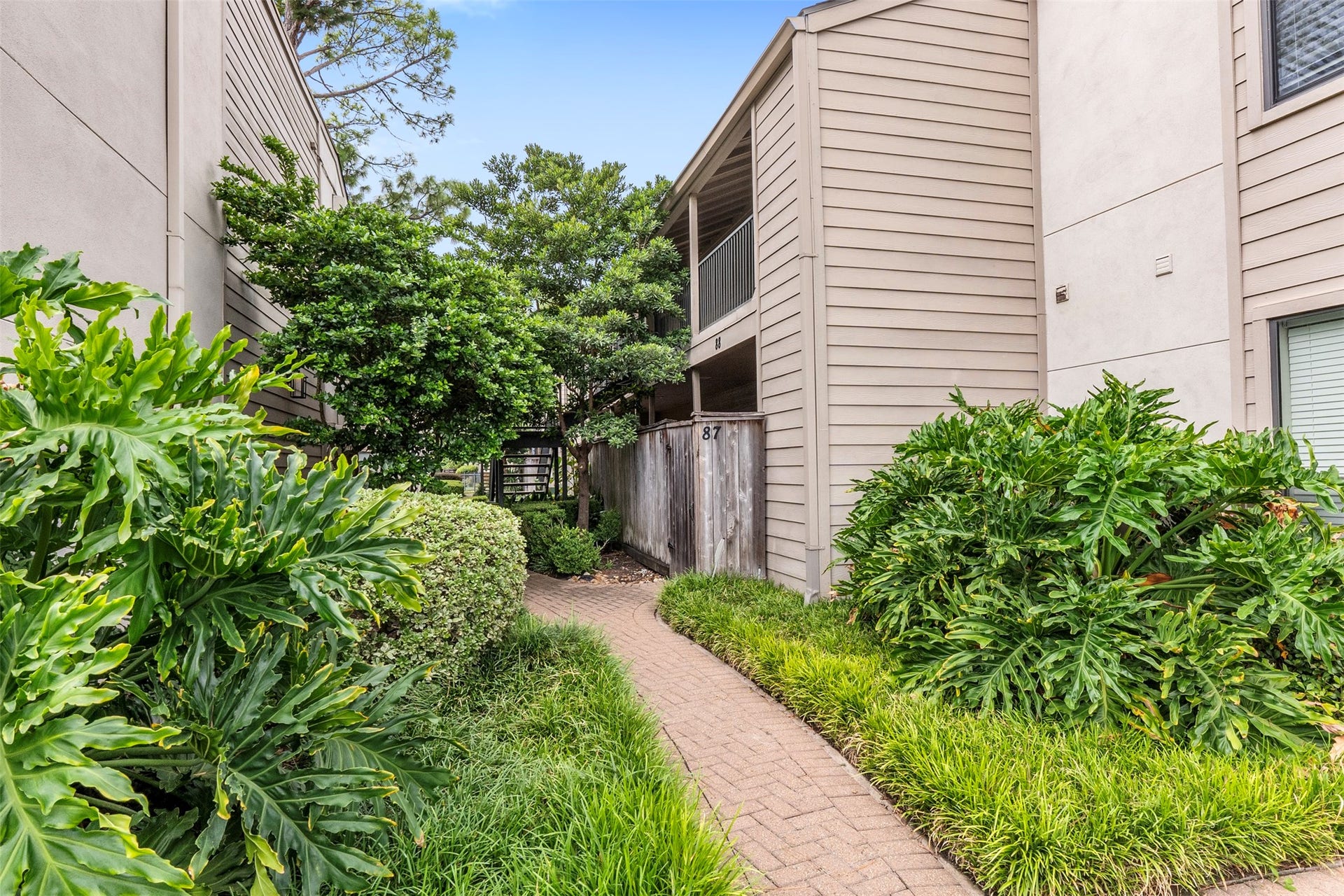 1100 Augusta Drive, #88, Houston, TX 77057 1100 Augusta Drive, #88, Houston, TX 77057