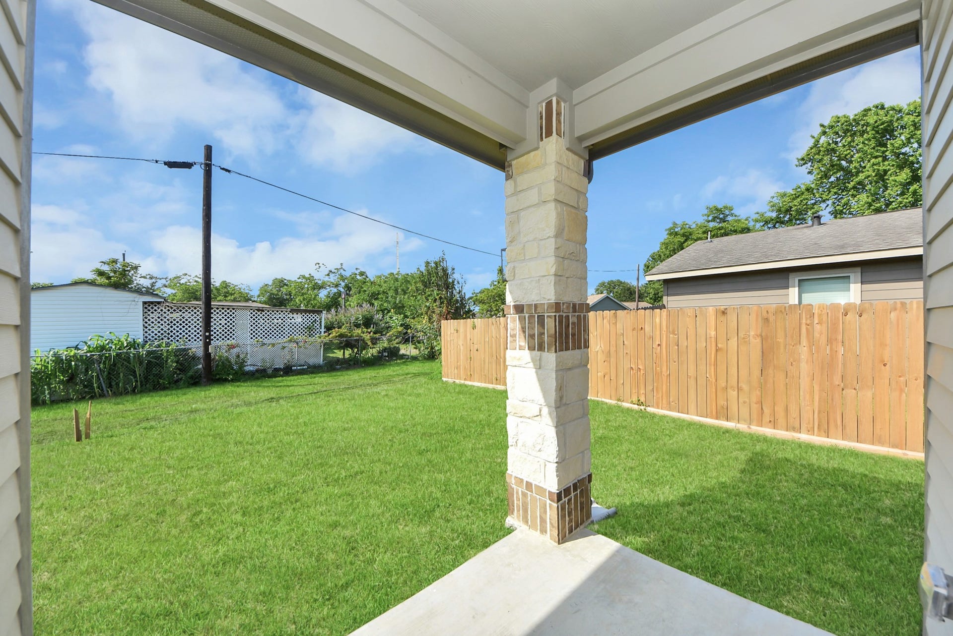 604 Miriam Street, Baytown, TX 77520 604 Miriam Street, Baytown, TX 77520