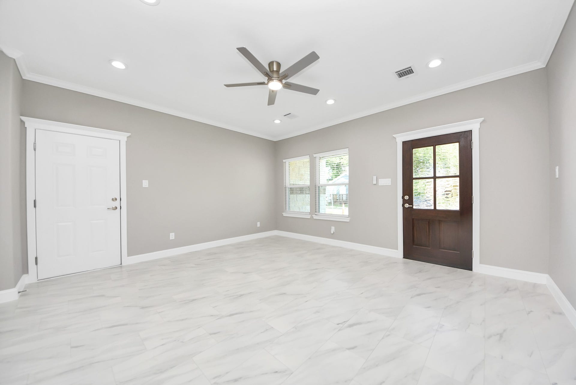 604 Miriam Street, Baytown, TX 77520 604 Miriam Street, Baytown, TX 77520