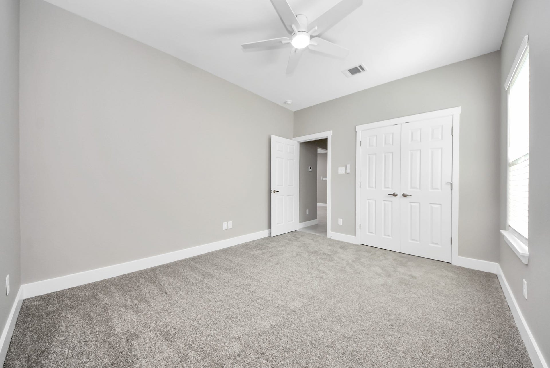 604 Miriam Street, Baytown, TX 77520 604 Miriam Street, Baytown, TX 77520