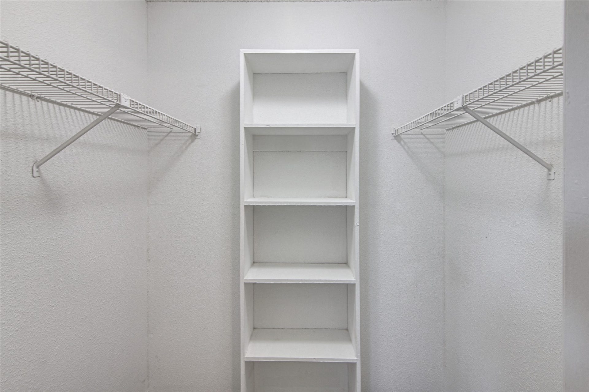 260 El Dorado Boulevard, #1105, Houston, TX 77598 Walk-in Closet