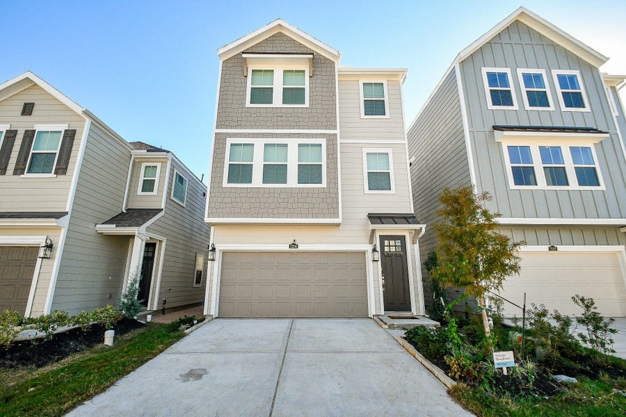 Property photo for 2204 Via Laura, South Houston, TX