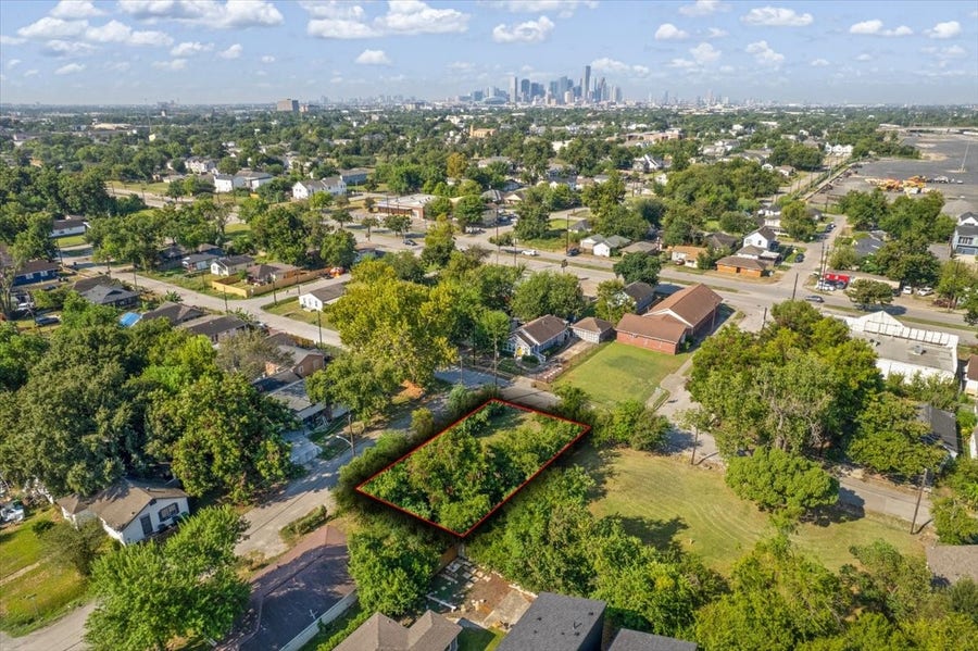 Property photo for 2302 Chew Street Street, Houston, TX
