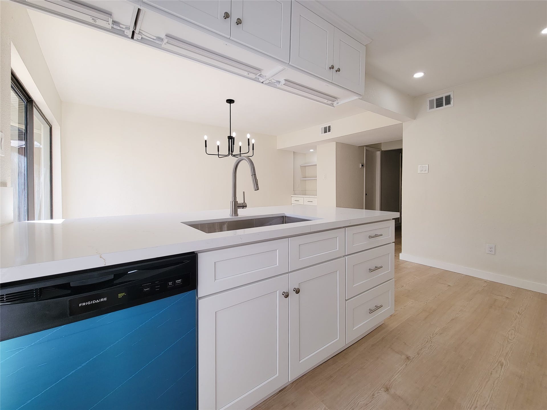 2590 Bering, Houston, TX 77057 2590 Bering, Houston, TX 77057