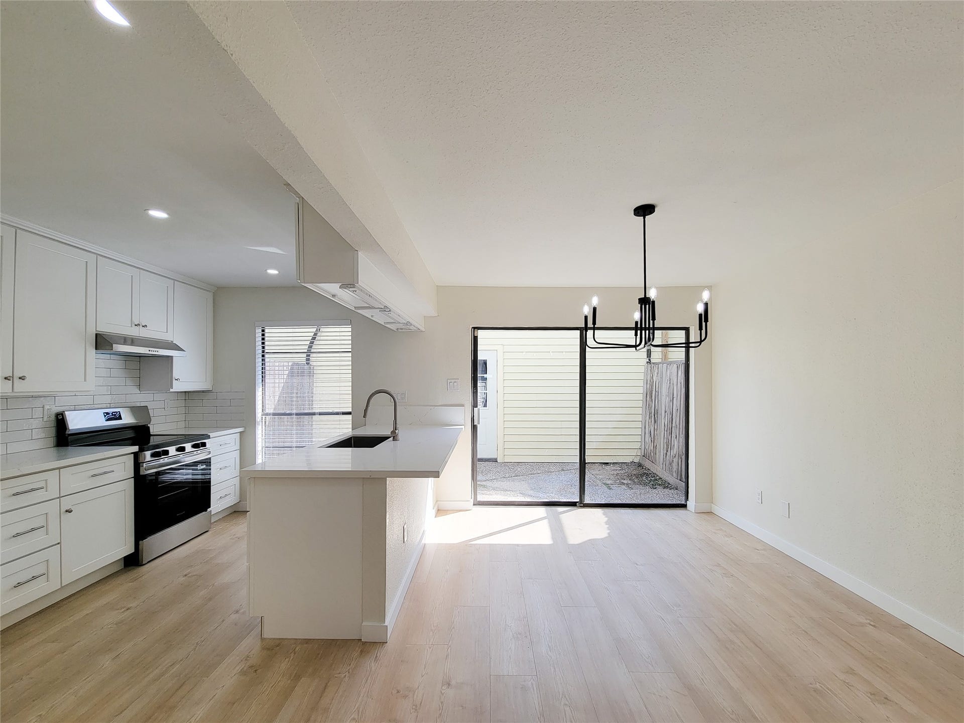 2590 Bering, Houston, TX 77057 2590 Bering, Houston, TX 77057