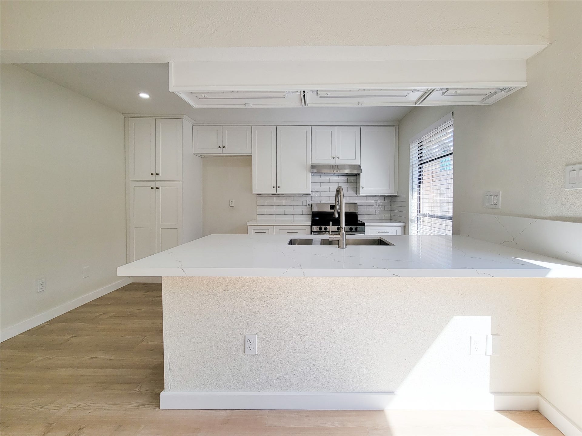 2590 Bering, Houston, TX 77057 2590 Bering, Houston, TX 77057