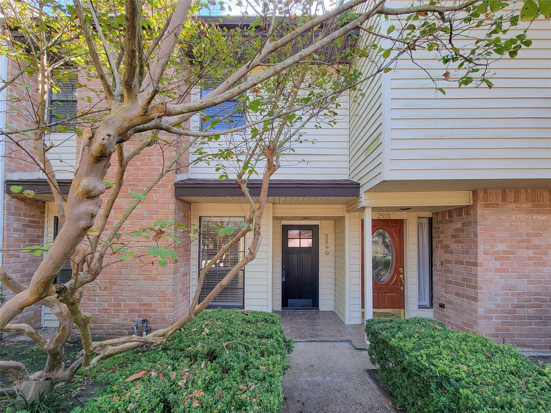 2590 Bering, Houston, TX 77057 2590 Bering, Houston, TX 77057