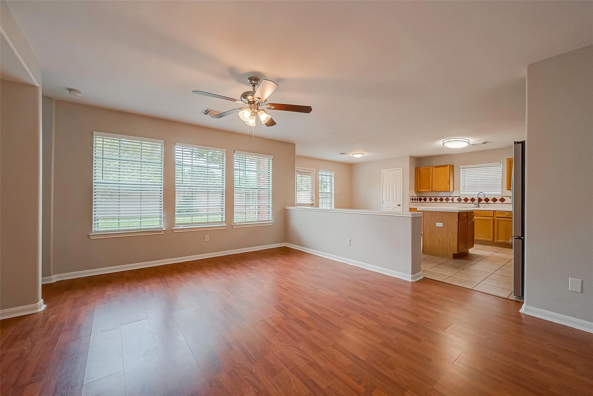 9234 Windswept Grove Drive, Houston, TX 77083 9234 Windswept Grove Drive, Houston, TX 77083