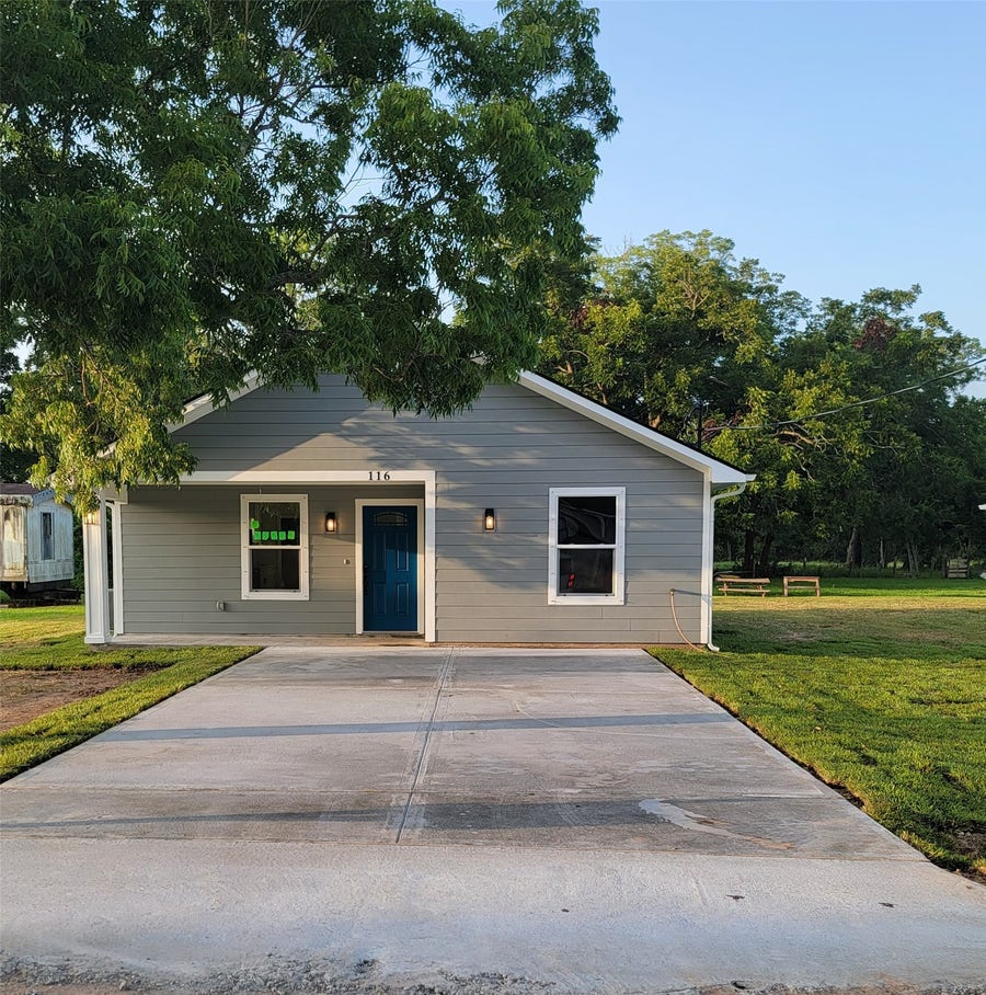 Property photo for 116 Tanner Street, Brazoria, TX
