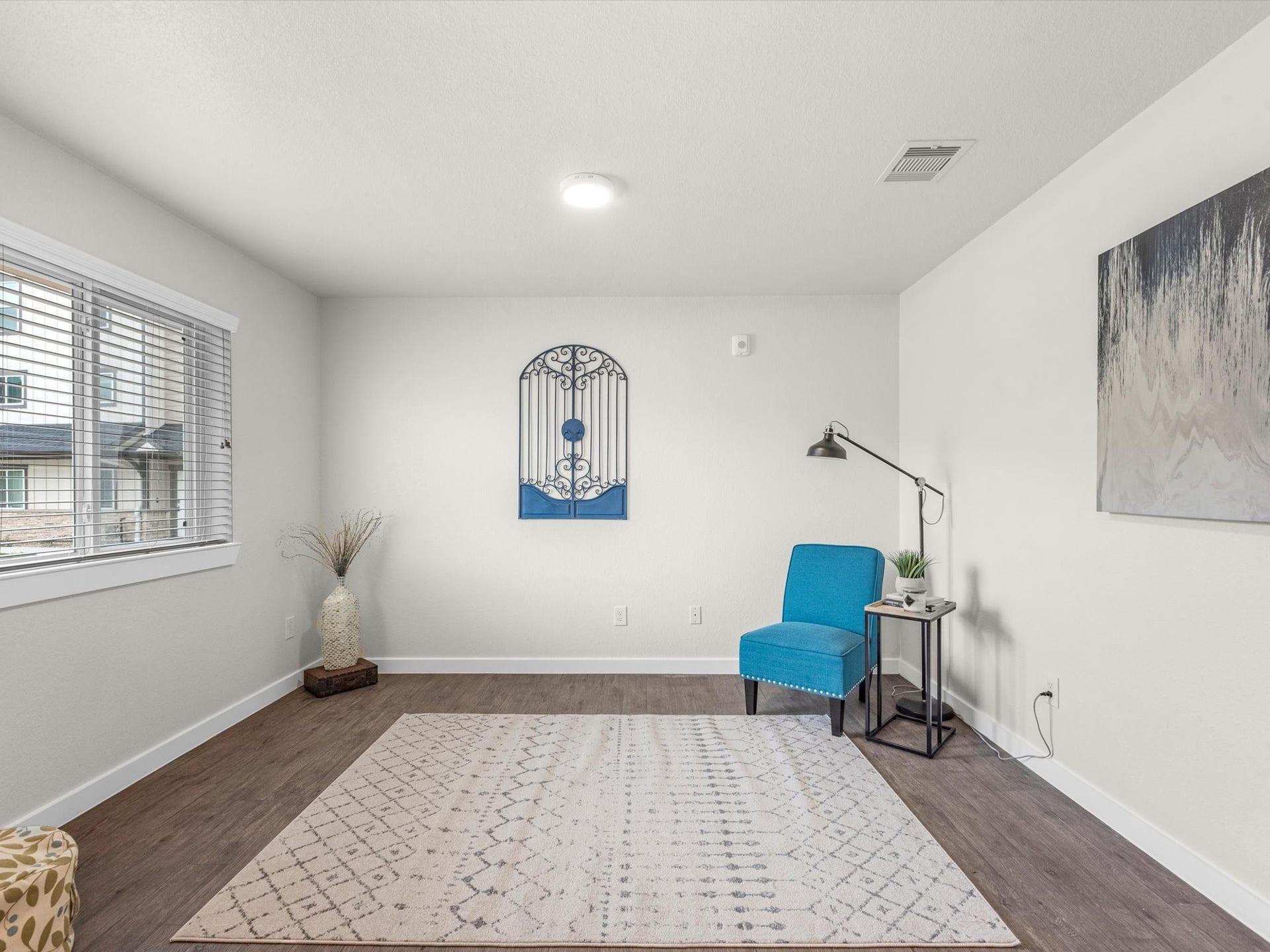 12603 Telge Road, #11 E-F, Cypress, TX 77429 Living room bottom floor