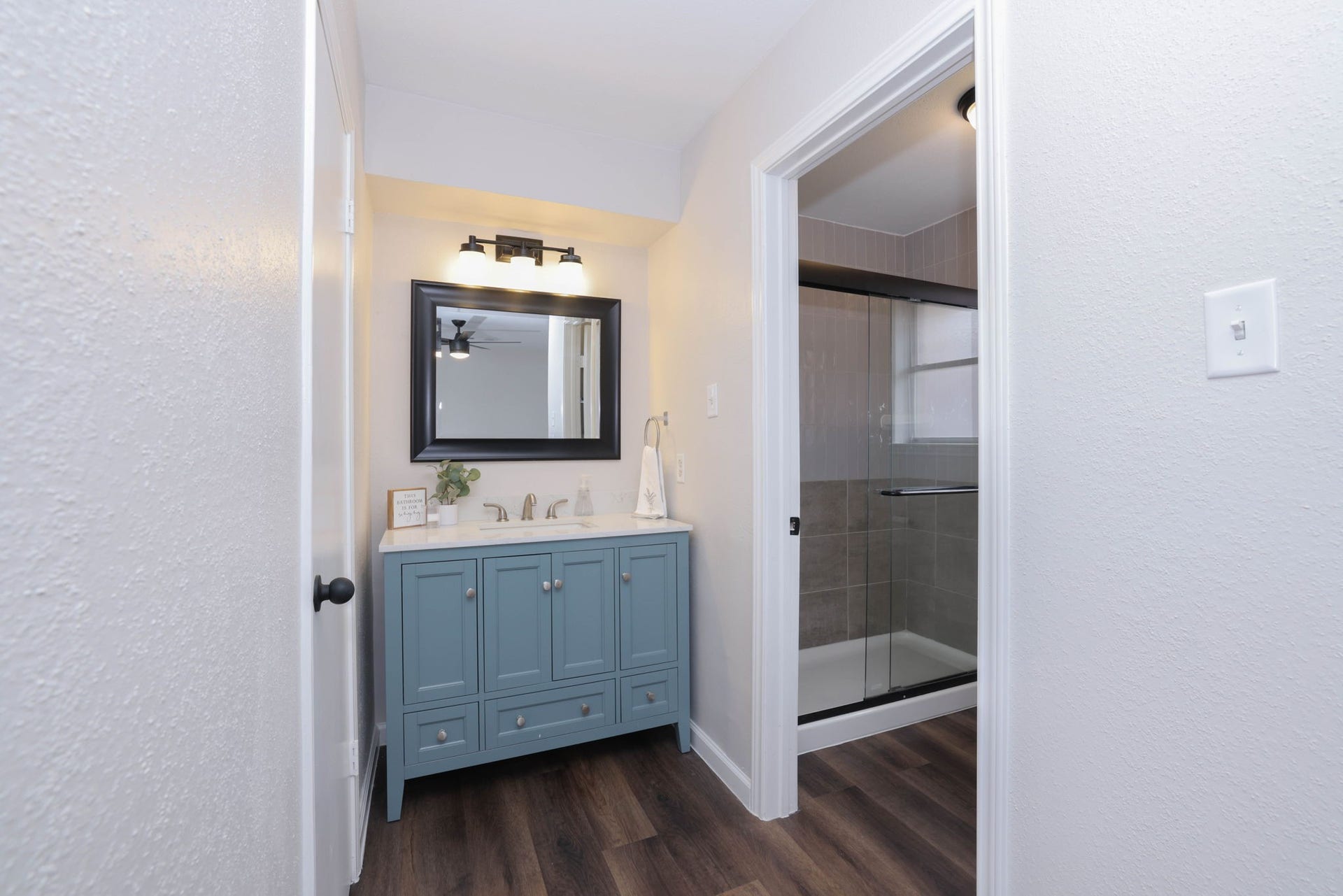 1506 Wilshire Park Drive, Houston, TX 77038 1506 Wilshire Park Drive, Houston, TX 77038