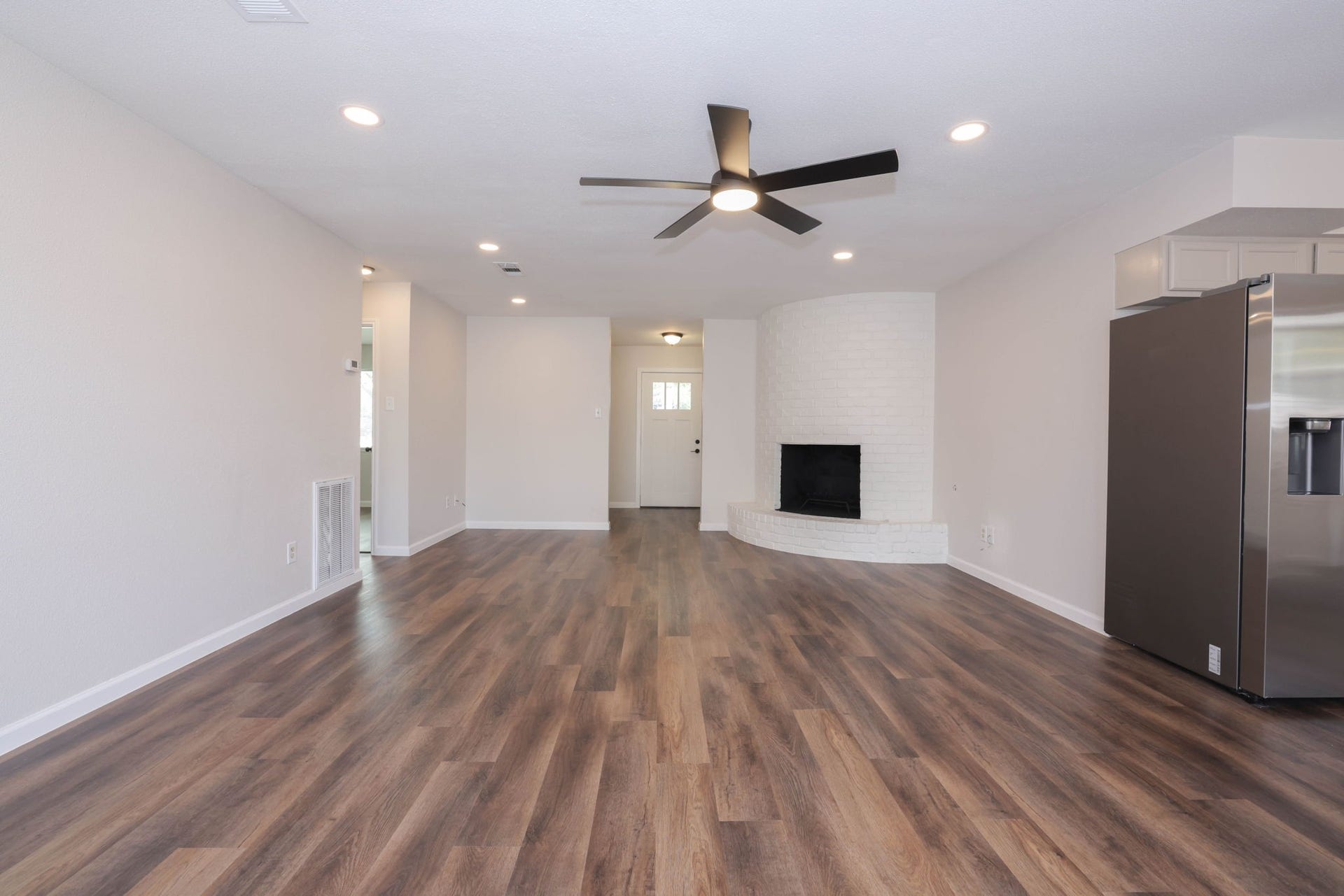 1506 Wilshire Park Drive, Houston, TX 77038 1506 Wilshire Park Drive, Houston, TX 77038