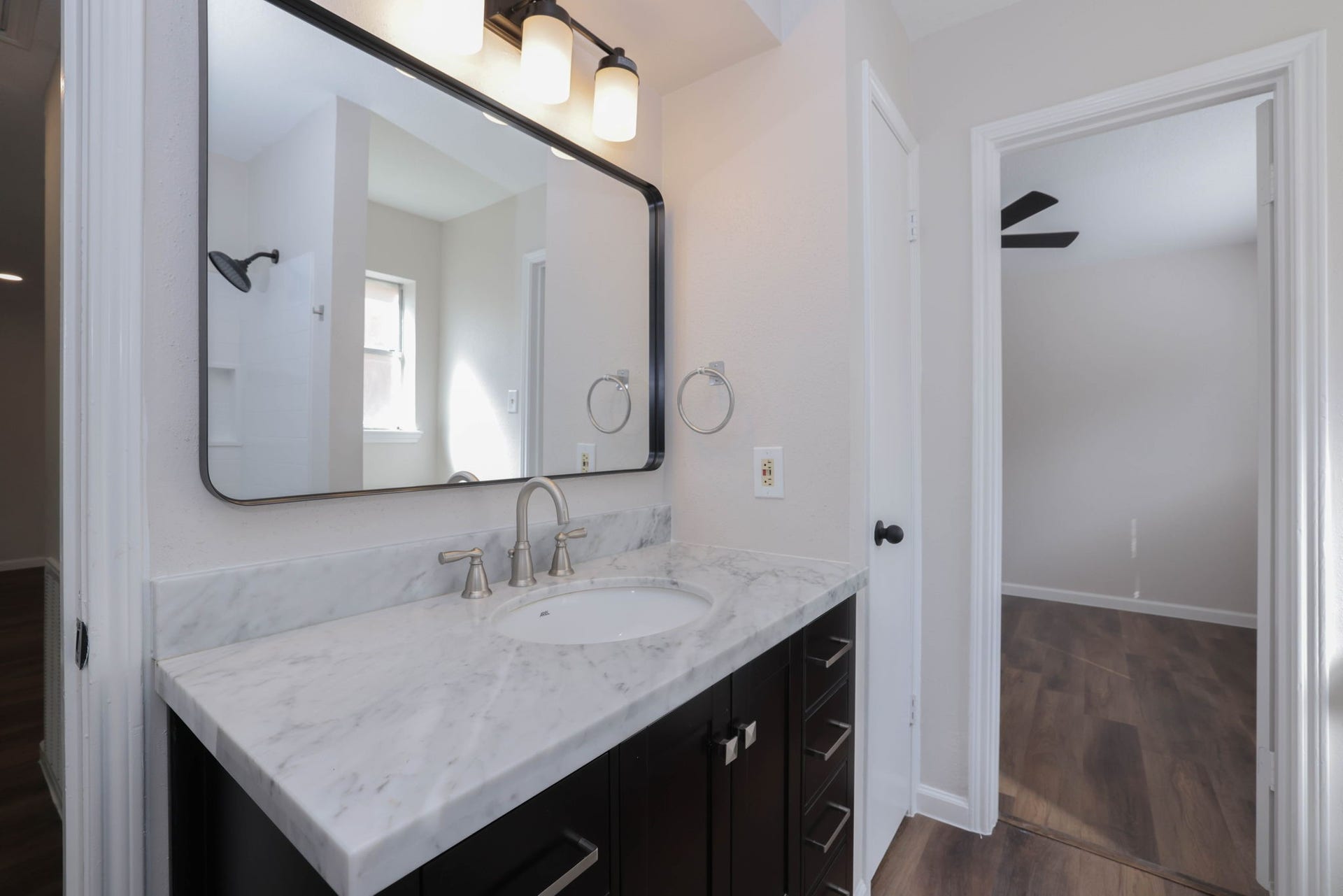 1506 Wilshire Park Drive, Houston, TX 77038 1506 Wilshire Park Drive, Houston, TX 77038