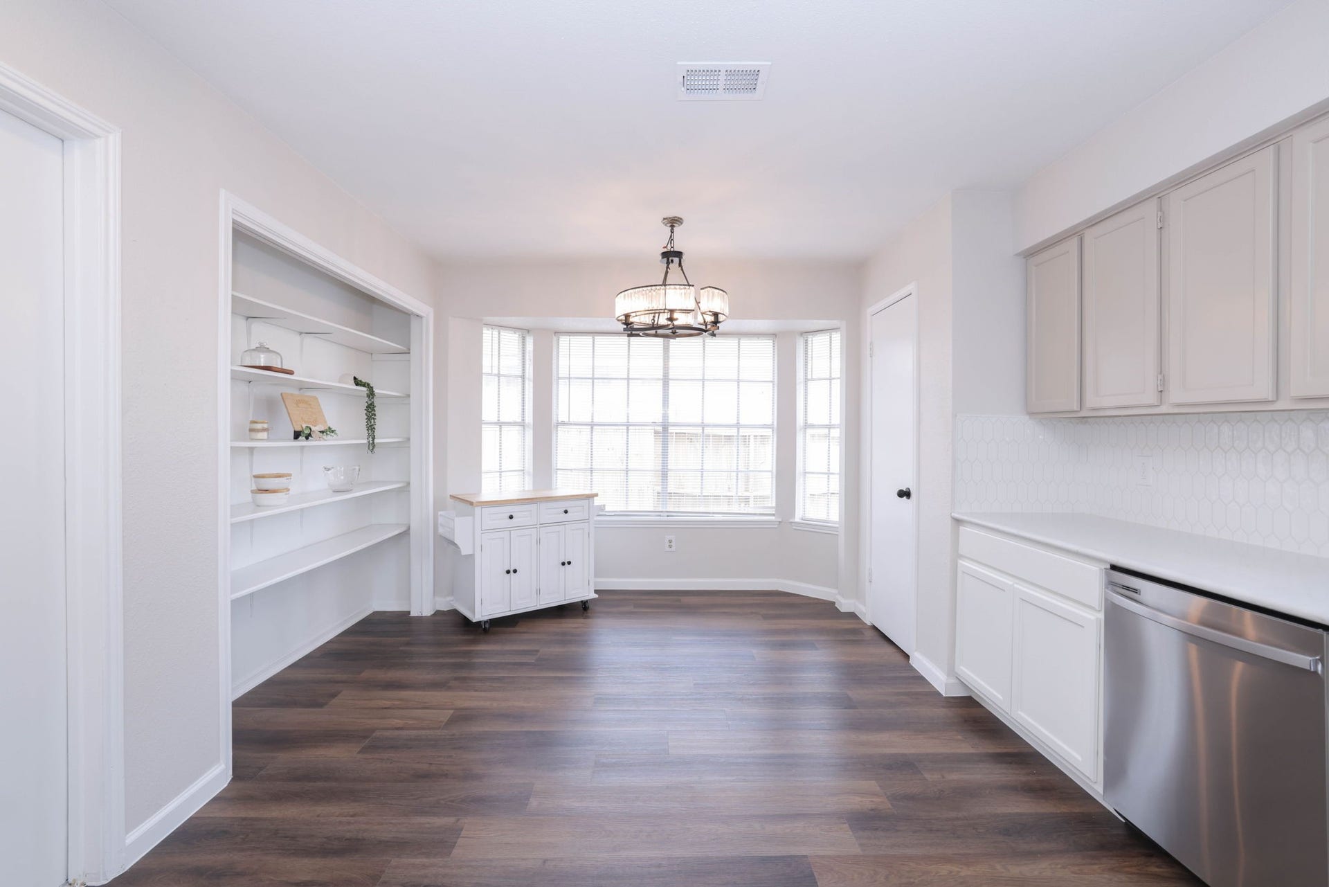 1506 Wilshire Park Drive, Houston, TX 77038 1506 Wilshire Park Drive, Houston, TX 77038
