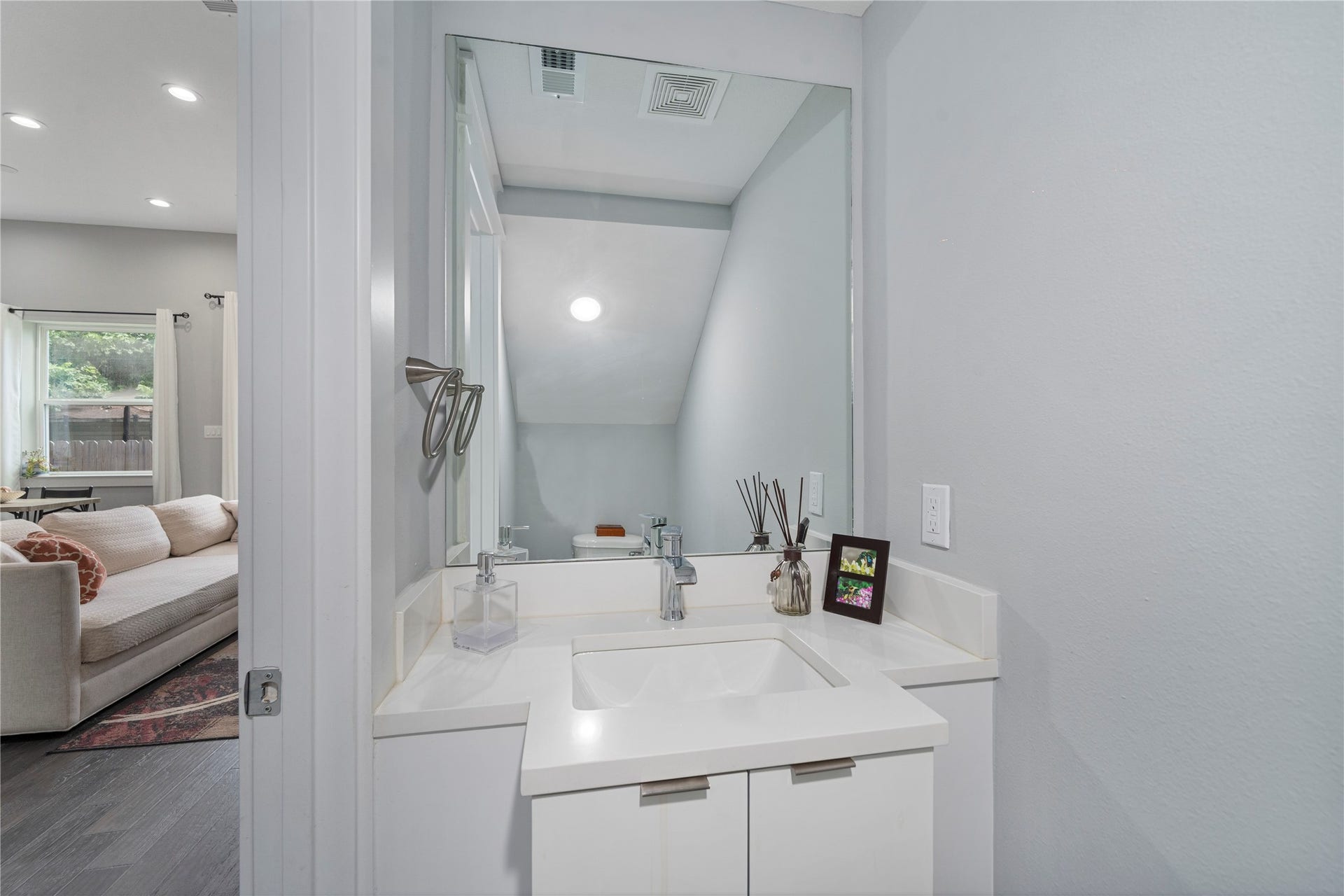 5116 Del Sur Street, #D, Houston, TX 77018