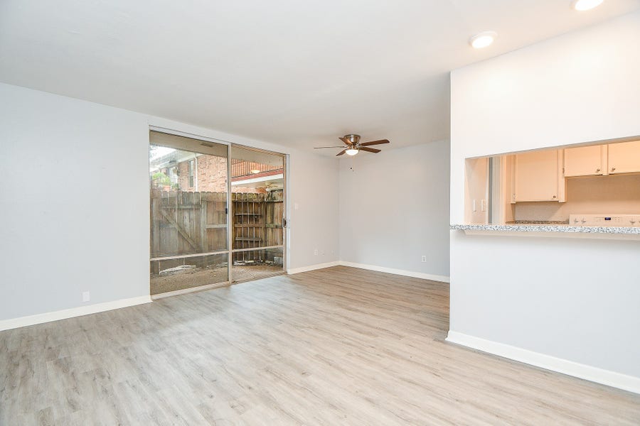 Property photo for 2822 Briarhurst Drive, #43, Houston, TX