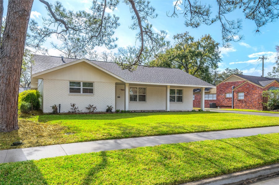 Property photo for 7727 Fairdale Lane, Houston, TX